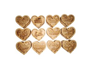 Caja calada corazón 20x20x7.5cm