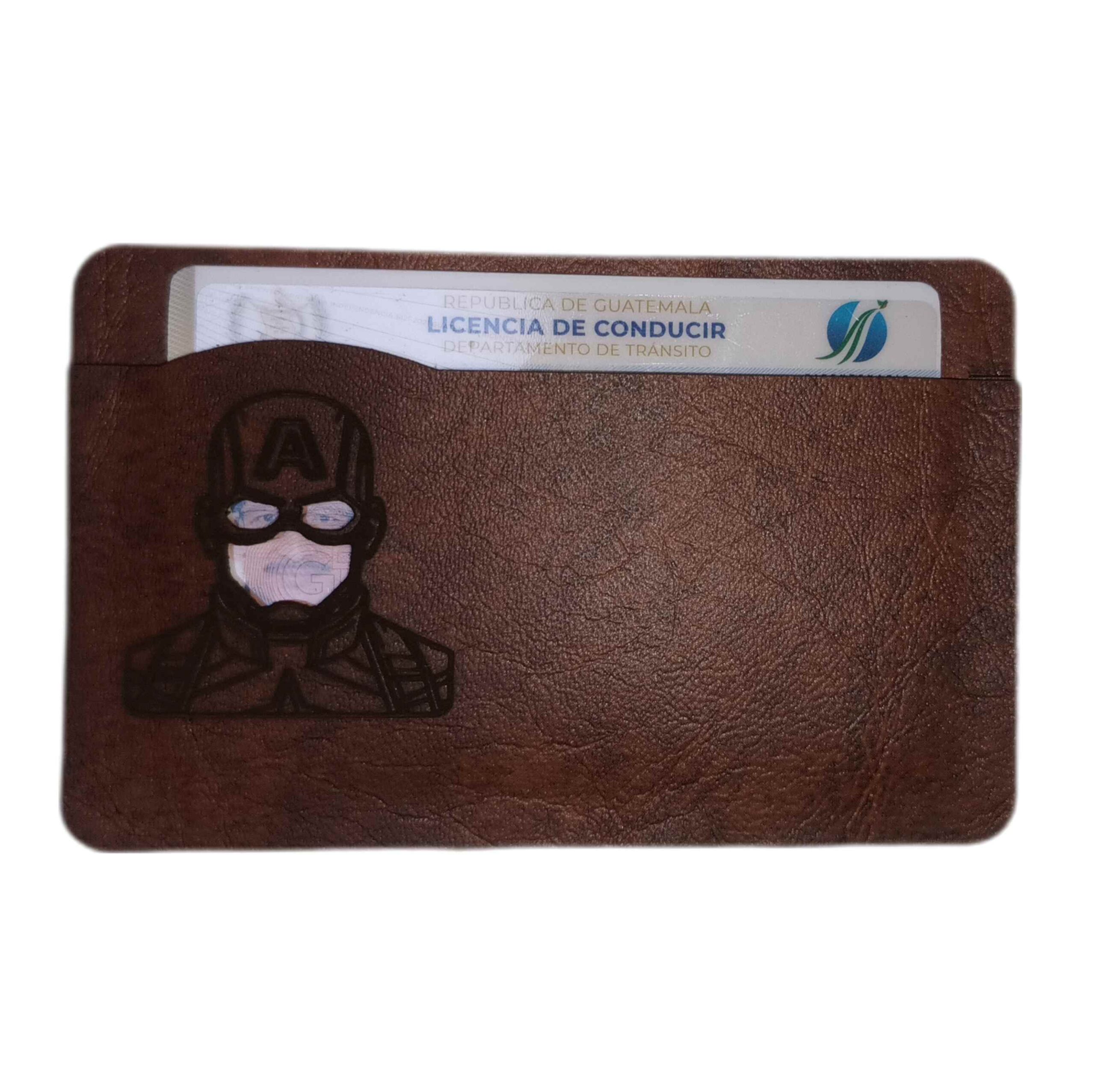 PC213-2 FUNDA DE CUERINA-CAPITAN AMÉRICA- P/LICENCIA